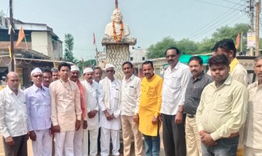 जुलूम में मनाई महात्मा गांधी जयंती।