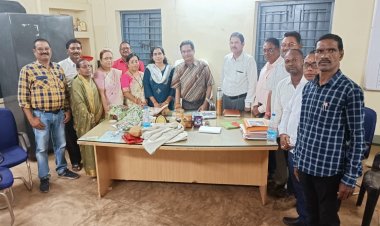 तृतीय वर्ग कर्मचारी संघ ने किया नवपदस्थ विकासखण्ड शिक्षा अधिकारी का स्वागत।